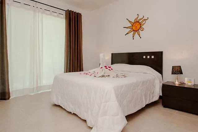 Gaviotas Condo 11 By Kamuvan Playa del Carmen